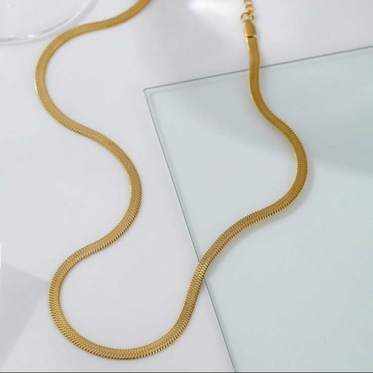 HER Golden Flow Necklace