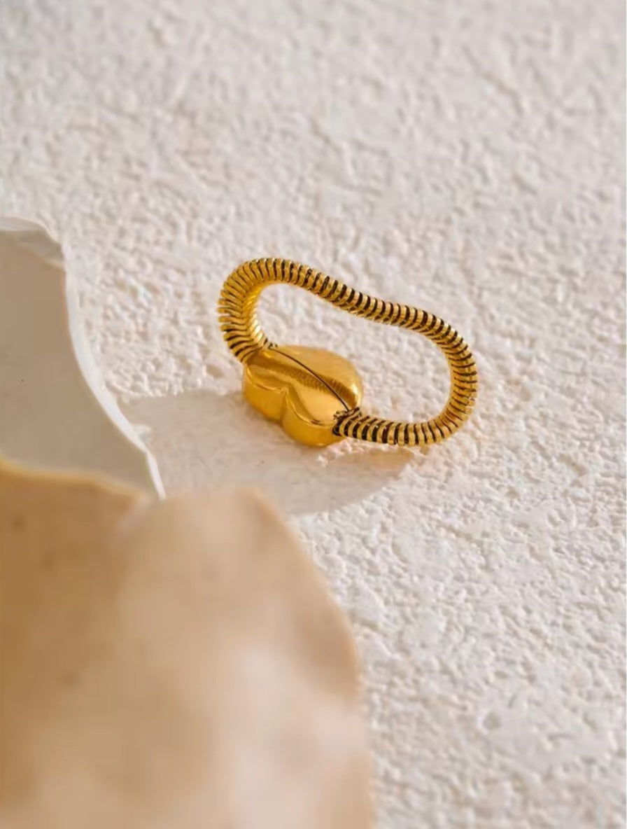 HER Bold Heart Ring